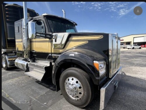 2023 KW 990 & 2023 Great Dane Reefer, Smokey and the Bandit Look Alike - Image 34